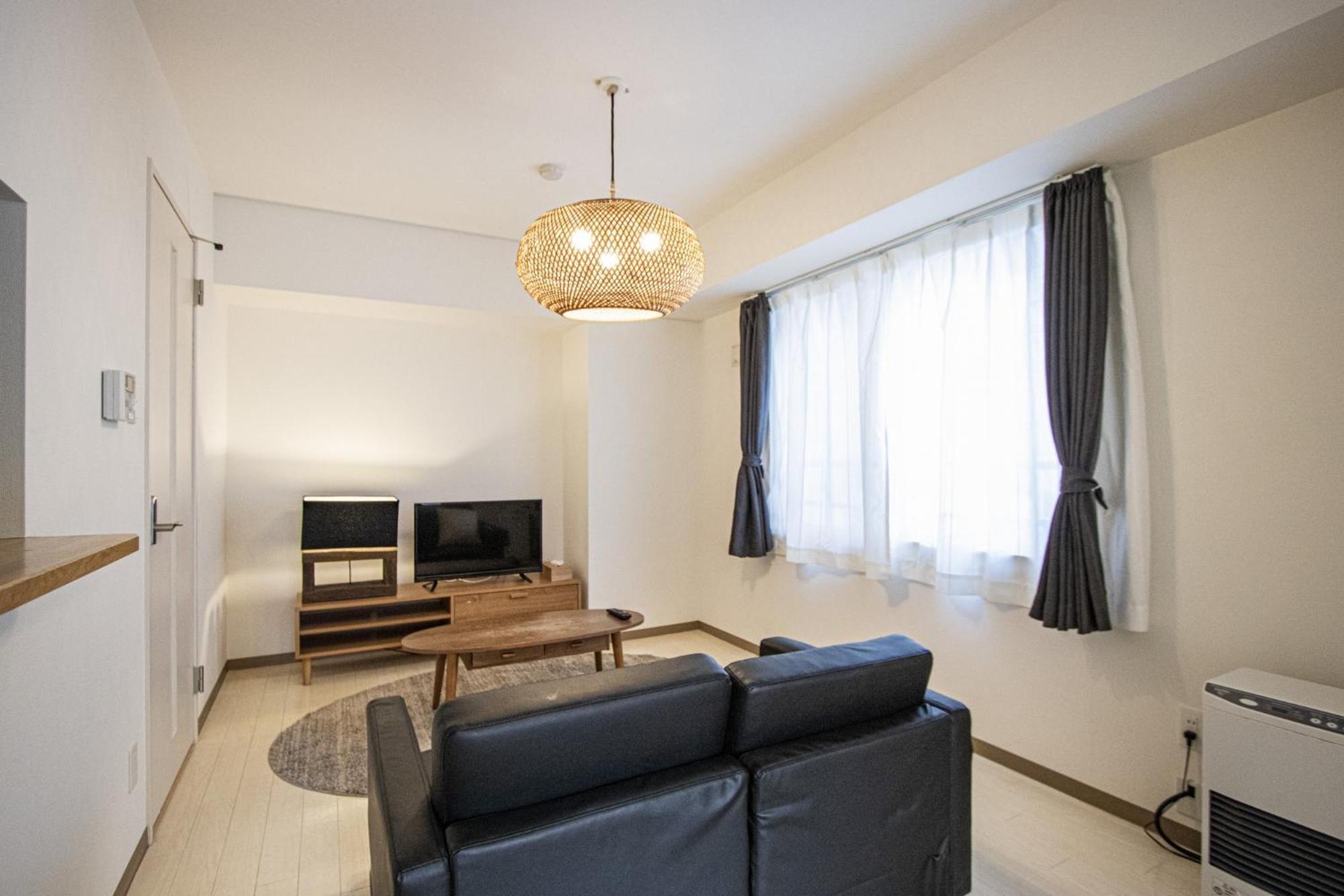 Tsubaki Garden Apartment Сапоро Екстериор снимка
